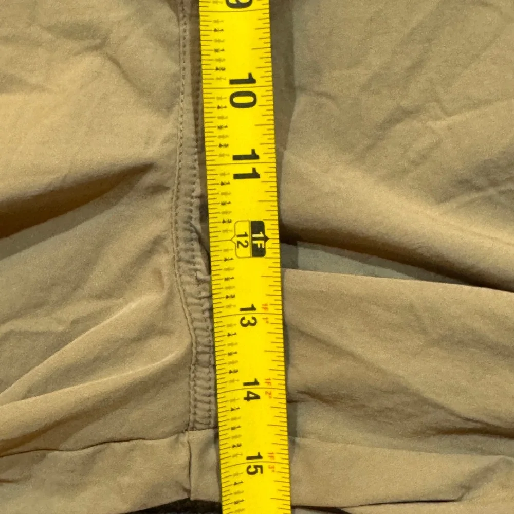 Cakulo Cargo Shorts EUC 4XL Khaki Tan Stretch Lightweight Hiking Performance